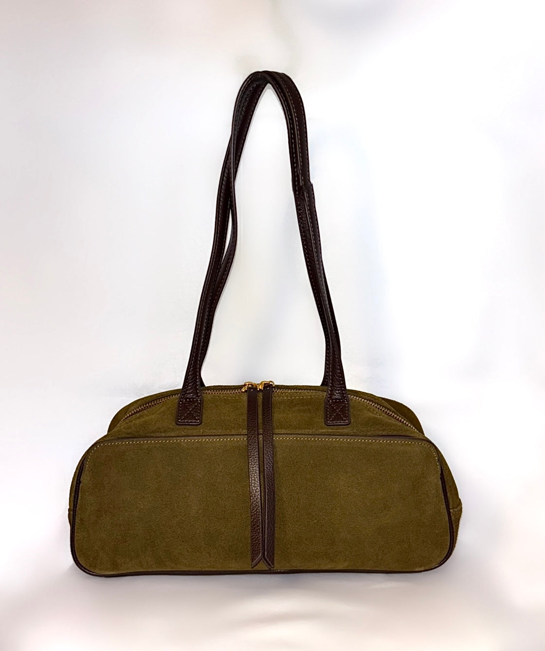 Bolso Soho caqui piel serraje con modelo | CeCé The Brand